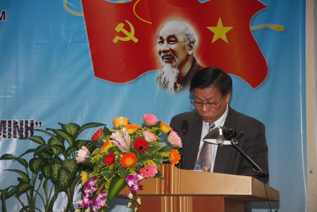 Đồng chí Mai Đức Đề, Phó Bí thư thường trực, Phó Trưởng Ban chỉ đạo Cuộc vận động, Trưởng Ban Dân vận Đảng ủy, Chủ tịch Công đoàn Tổng Công ty phát biểu khai mạc hội nghị