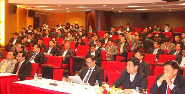 Đồng chí Lê Bá Trình – Phó Chủ tịch Uỷ ban Trung ương MTTQVN, Trưởng ban chỉ đạo Cuộc vận động “Người Việt Nam ưu tiên dùng hàng Việt Nam” (CVĐ), các thành viên Ban chỉ đạo CVĐ, đại diện các Đảng bộ tham dự Hội nghị