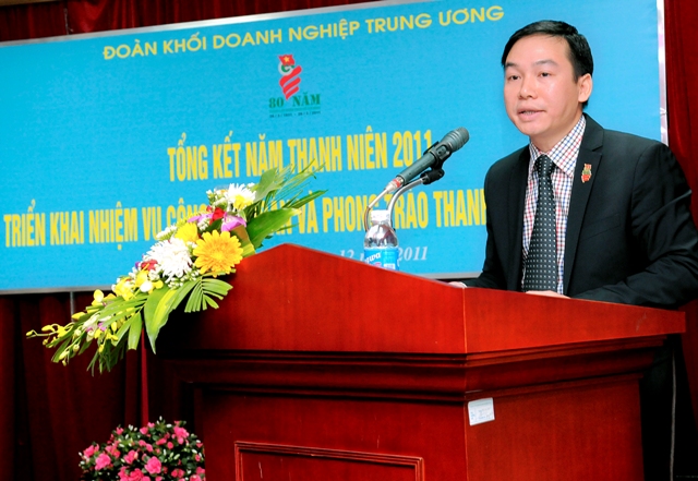 Đồng chí Hồ Xuân Trường, Bí thư Đoàn Khối Doanh nghiệp Trung ương phát biểu và tiếp thu ý kiến chỉ đạo của Hội nghị