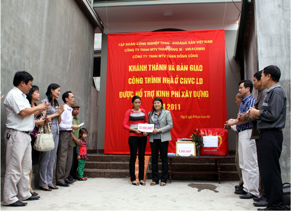 Tập đoàn luôn chú trọng quan tâm đời sống cho cán bộ công nhân viên