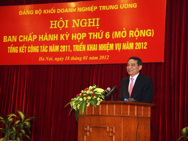 Đồng chí Trương Quang Nghĩa, Ủy viên Trung ương Đảng, Bí thư Đảng ủy Khối Doanh nghiệp Trung ương chủ trì Hội nghị