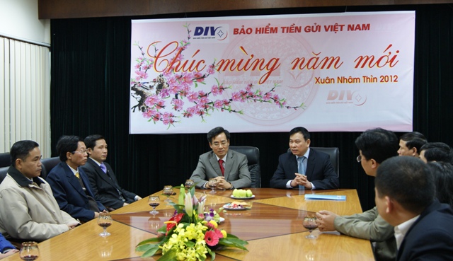 Đoàn đến chúc Tết Ngân hàng Chính sách Xã hội