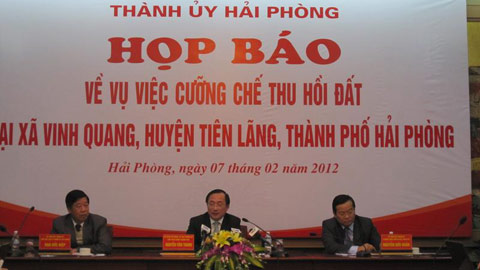 Quang cảnh buổi họp báo