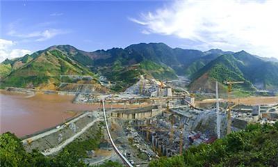 NM thủy điện Sơn La, một trong các dự án do Sông Đà 10 thi công