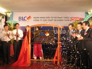 Lễ khai trương Công ty Cho thuê tài chính BLC. (Ảnh: Hà Huy Hiệp/Vietnam+)