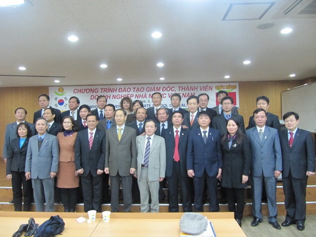 Đoàn cán bộ Đảng ủy Khối Doanh nghiệp Trung ương học tập nghiên cứu về doanh nghiệp tại Hàn Quốc