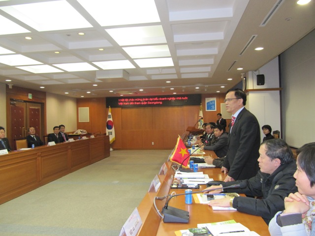 Đồng chí Nguyễn Văn Ngọc, Phó Bí thư Đảng ủy Khối làm việc với Quận SeongDong - Hàn Quốc