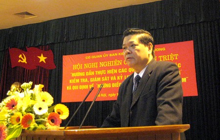 Đồng chí Mai Thế Dương phát biểu tại Hội nghị. Ảnh: HH