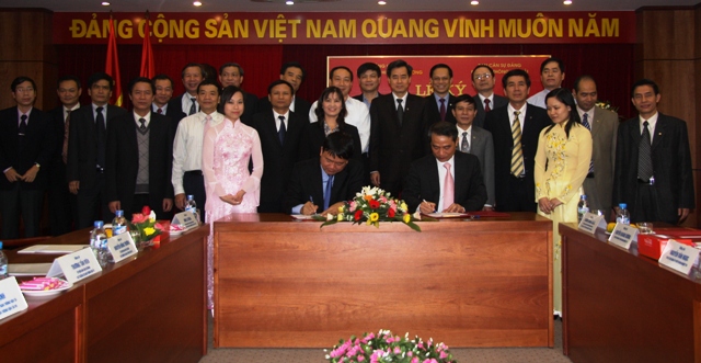 Hình ảnh Lễ ký kết quy chế phối hợp giữa Đảng ủy Khối Doanh nghiệp Trung ương và Bộ Giao thông Vận tải