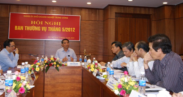 Đồng chí Trương Quang Nghĩa, Ủy viên TW Đảng, Bí thư Đảng ủy Khối chủ trì hội nghị.