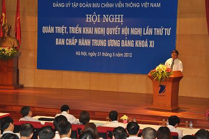 Đồng chí Phạm Long Trận- Bí thư Đảng ủy, Chủ tịch Hội đồng thành viên Tập đoàn phát biểu tại Hội nghị quán triệt Nghị quyết TW4