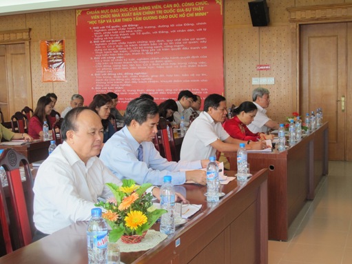 Các đại biểu tham dự Hội nghị