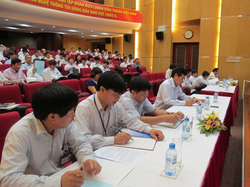 Các đại biểu tham dự Hội nghị