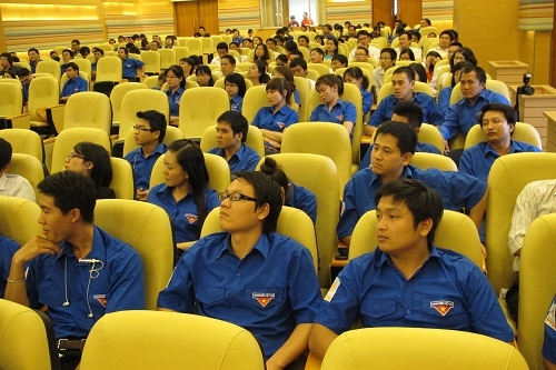 Đoàn viên thanh niên PVN tham dự chương trình.