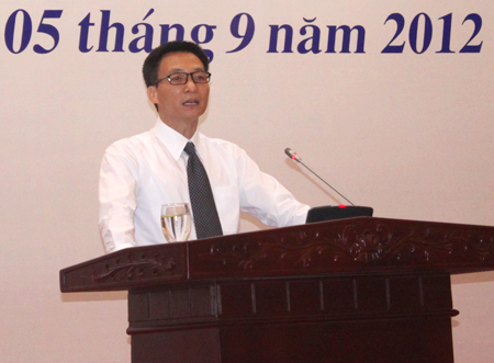 Bộ trưởng, Chủ nhiệm VPCP Vũ Đức Đam tại cuộc họp báo Chính phủ thường kỳ tháng 8/2012