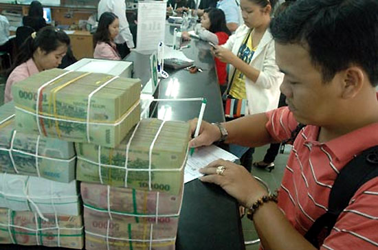 Từ đầu năm 2012 đến nay, tình hình kinh tế vĩ mô của Việt Nam đang có nhiều chuyển biến tích cực