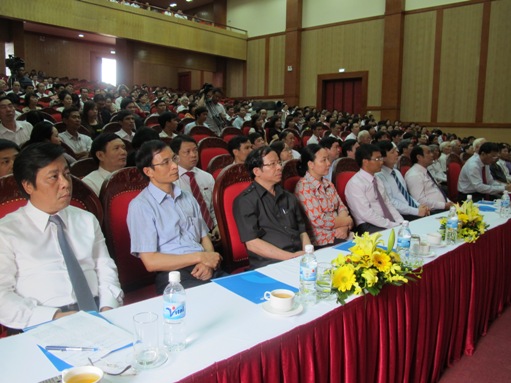 Các đại biểu tham dự buổi lễ