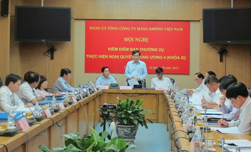 Đồng chí Nguyễn Quang Dương - Phó Bí thư Đảng ủy Khối doanh nghiệp Trung ương phát biểu chỉ đạo tại Hội nghị