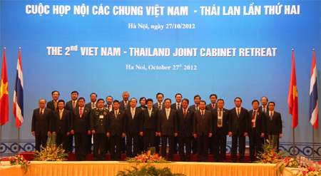 Thành viên hai Nội các chụp ảnh chung