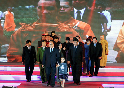 Lễ tưởng niệm gửi gắm tới tất cả mọi người thông điệp “Tưởng niệm nạn nhân tử vong vì tai nạn giao thông- Hành động vì những người đang sống”