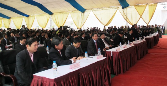 Các đại biểu tham dự buổi lễ