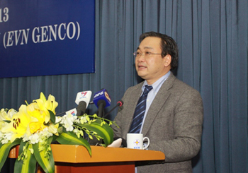 Phó Thủ tướng Hoàng Trung Hải lưu ý ngành điện về vận hành thị trường phát điện cạnh tranh, tái cơ cấu ngành, phát triển năng lượng mới. Ảnh: VGP/Nguyên Linh