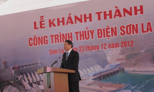 Đồng chí Trương Quang Nghĩa - Ủy viên Trung ương Đảng, Bí thư Tỉnh ủy Sơn La phát biểu tại Lễ khánh thành Nhà máy Thủy điện Sơn La