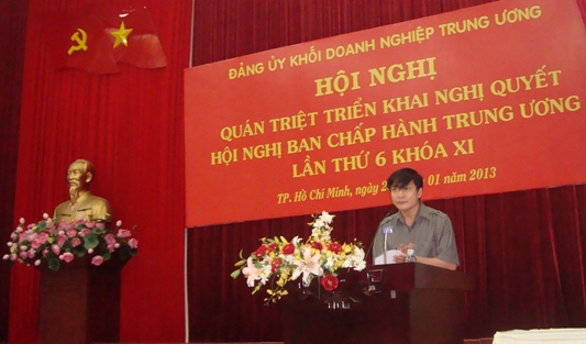 Đồng chí Bùi Văn Cường - Bí thư Đảng ủy Khối DNTW phát biểu chỉ đạo tại Hội nghị