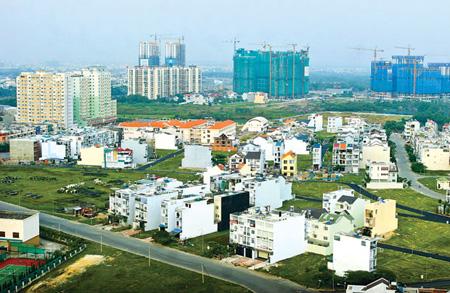 Thủ tướng Chính phủ giao UBND các tỉnh, thành phố trực thuộc trung ương ban hành kế hoạch thực hiện việc cấp giấy chứng nhận quyền sử dụng đất, quyền sở hữu nhà ở và tài sản khác gắn liền với đất, hoàn thành cơ bản trước năm 2015.