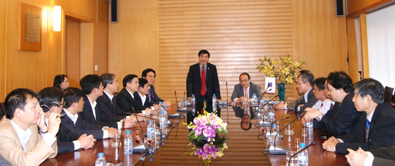 và tại Tập đoàn Xăng dầu Việt Nam.