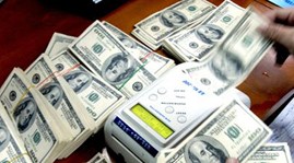 NHNN sẵn sàng can thiệp để bình ổn thị trường ngoại tệ.