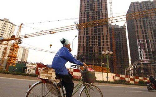 Ngân hàng Nhà nước cho biết số tiền 30.000 tỷ đồng đã được Chính phủ và Ngân hàng Nhà nước tính toán kỹ, trong đó có tính tới việc ổn định kinh tế vĩ mô và kiểm soát lạm phát trong ngắn và trung dài hạn