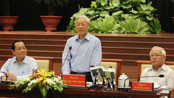 Tổng Bí thư Nguyễn Phú Trọng kiểm tra tình hình thực hiện Nghị quyết Trung ương 4 (khóa XI) tại TP Hồ Chí Minh ngày 29/3 vừa qua