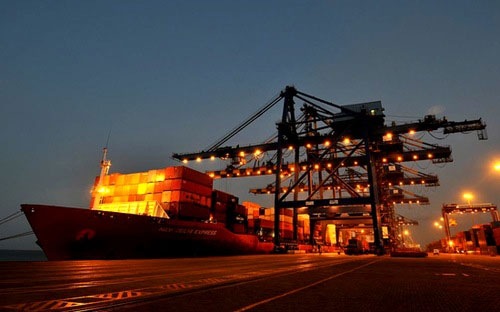 Sức tăng trưởng thấp của cả 3 ngành công nghiệp, nông nghiệp và dịch vụ trong giai đoạn này đã kéo theo tăng trưởng kinh tế đạt thấp.