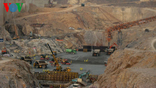 Toàn cảnh công trường Thủy điện Lai Châu nhìn từ phía hạ lưu - Ảnh VOV