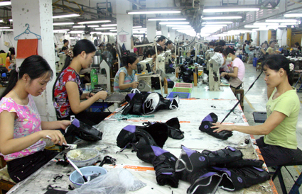 Ủy ban Thường vụ Quốc hội cho ý kiến về Tờ trình của Chính phủ về các giải pháp thuế nhằm hỗ trợ sản xuất kinh doanh