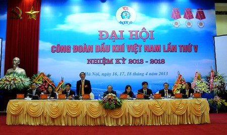 Đoàn Chủ tịch điều hành Đại hội