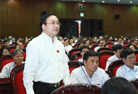 Phó Thủ tướng Hoàng Trung Hải phát biểu làm rõ thêm hiệu quả hai dự án bauxite ở Tây Nguyên, chiều 14/6