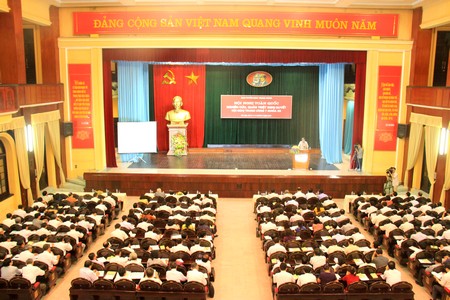 Các đồng chí lãnh đạo các tỉnh, thành ủy, đảng ủy Trung ương,   báo cáo viên cấp Trung ương, cấp tỉnh dự Hội nghị.