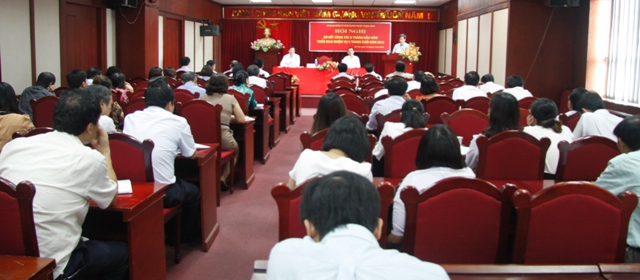 Tăng cường tốt hơn sự phối hợp các ban, đơn vị, chú trọng đoàn kết nội bộ; đoàn kết để tạo ra sức mạnh thực sự để xây dựng cơ quan ngày càng vững mạnh