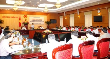 Phiên giải trình việc phát hiện và xử lý hành vi tham nhũng thuộc trách nhiệm của các cơ quan hành chính nhà nước