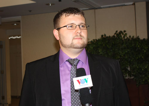 Chuyên gia Greg Poling