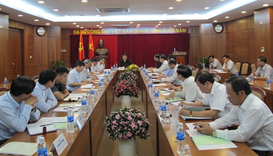 Quang cảnh buổi làm việc