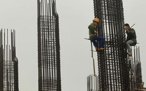 Ủy ban Giám sát Tài chính quốc gia vừa đưa ra dự báo cho mức GDP có thể đạt được trong năm nay là khoảng 5,3%, tương tự như mức mà Bộ Kế hoạch và Đầu tư đã dự kiến