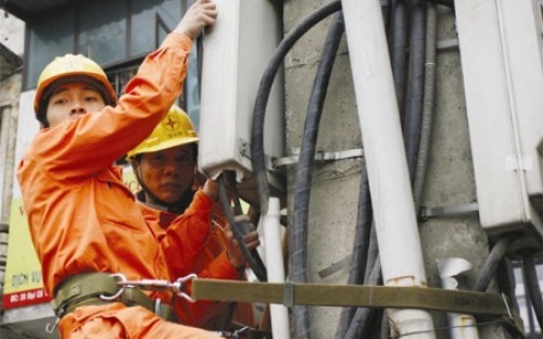 Trong năm 2013 này, EVN sẽ trả cho Petro Vietnam 2.650 tỷ đồng từ số nợ gần 10.000 tỷ.