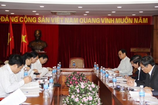 Các tổ thảo luận