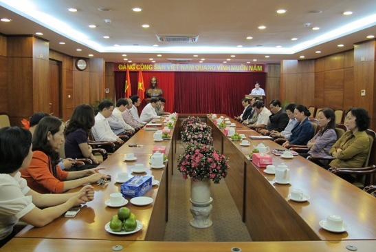 Các đại biểu tham dự buổi lễ