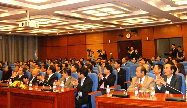 Các đại biểu dự Lễ ký kết.