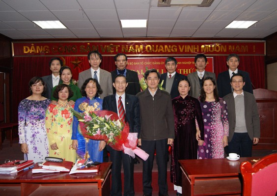 Ra mắt Bí thư, Phó Bí thư Chi bộ Ban Tổ chức nhiệm kỳ 2013 – 2015