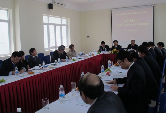 Tổ thảo luận công tác kiểm tra, giám sát